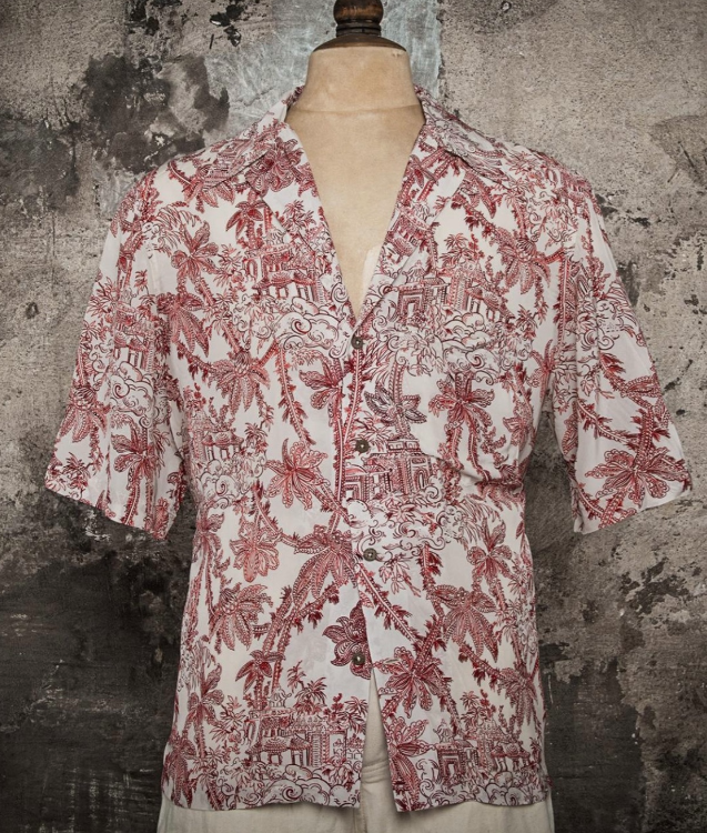 LA CHEMISE HAWAIENNE 